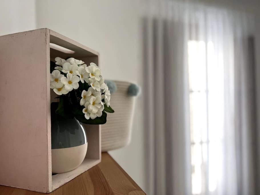 Apartamento Muy Centrico En Granada Bagian luar foto