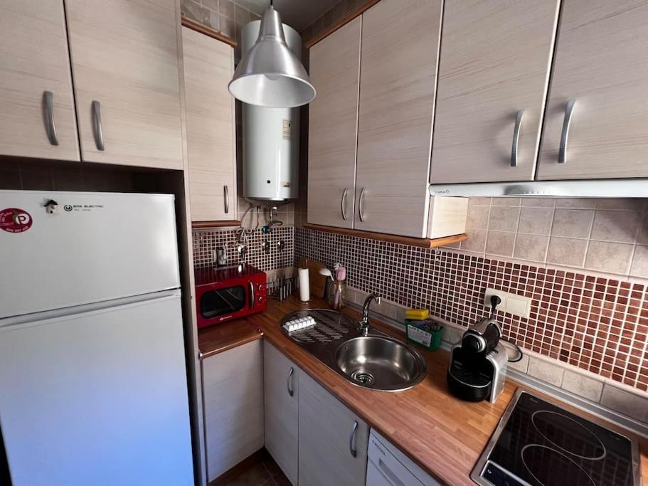 Apartamento Muy Centrico En Granada Bagian luar foto