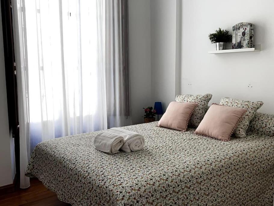 Apartamento Muy Centrico En Granada Bagian luar foto